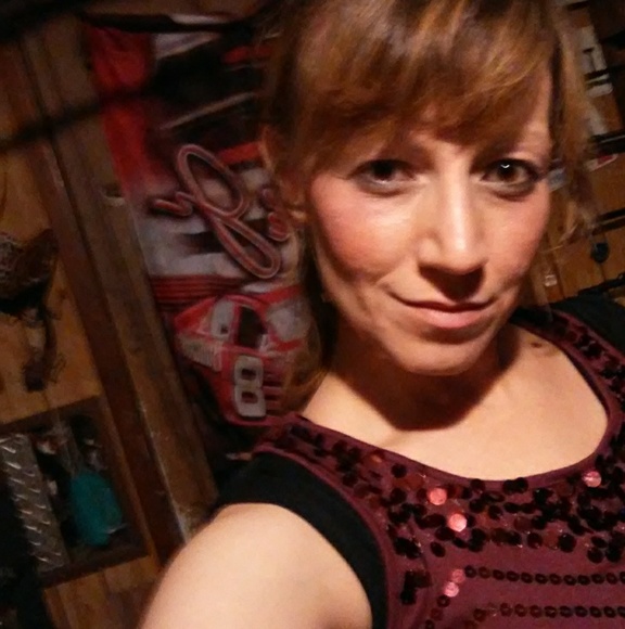 Meet your Posher, Nikki - Picture 5 of 5